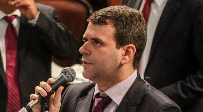 Dia a dia do Deputado Estadual Rosenverg Reis